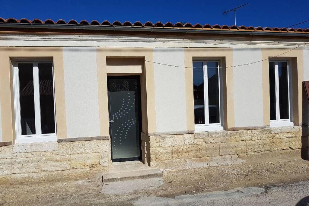 Maison Classee 2 Etoiles En Plein Coeur De Margaux Villa Buitenkant foto